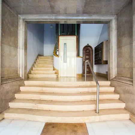 Amazing Center 2 Bdr Flat! * Lissabon
